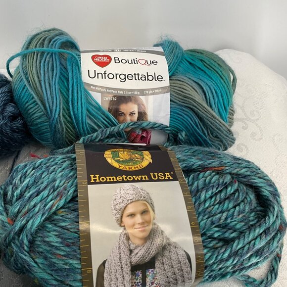 Assorted Green/Blue Yarn Bundle: Stylecraft Double Knit Premier Anti Pilling Red - Picture 3 of 7